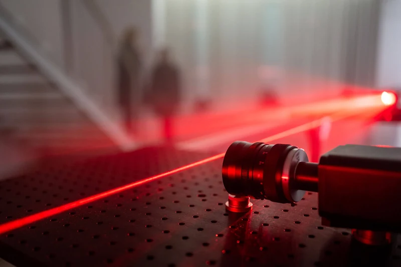 Dimensions of the Line — microscopic camera observing the laser beam